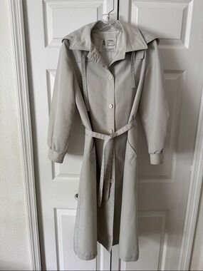 London Fog Light Gray Hooded Trench Coat with Belt size 10 R